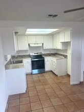 58573 Sunflower Dr in Yucca Valley, CA - Building Photo - Building Photo
