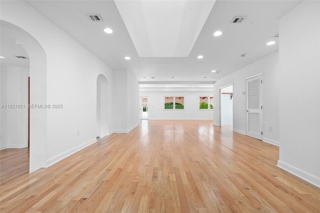 property at 527 SW 20th Rd