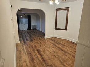 176 Dubois Ave in Staten Island, NY - Building Photo - Building Photo