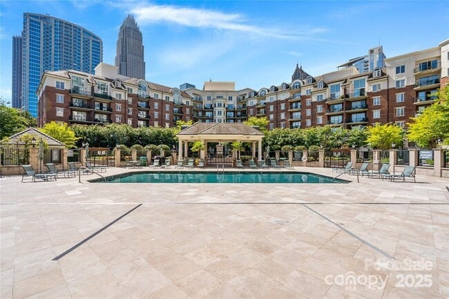 property at 300 W 5th St