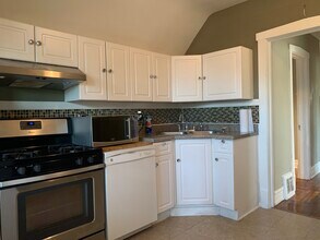 4704 W Waveland Ave, Unit Floor 2 in Chicago, IL - Building Photo - Building Photo