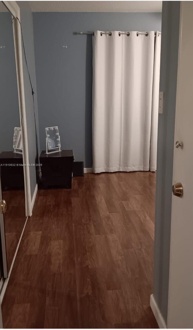 2560 SW 11th St in Boynton Beach, FL - Building Photo - Building Photo