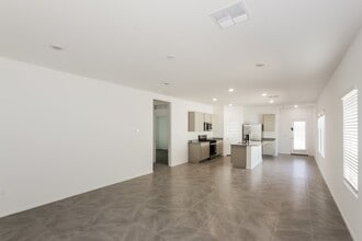 7570 S Celina Wy in Tucson, AZ - Building Photo - Building Photo