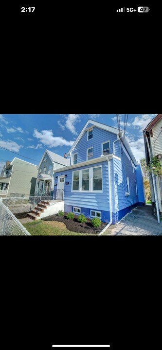 316 Watchung Ave in Orange, NJ - Building Photo