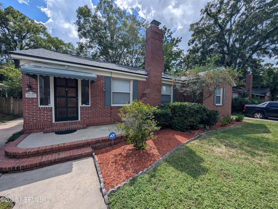 4808 Attleboro St in Jacksonville, FL - Building Photo