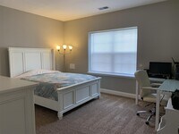 16654 Holy Cross Ln photo'