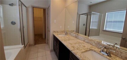 2112 Summertree Dr in Slidell, LA - Building Photo - Building Photo