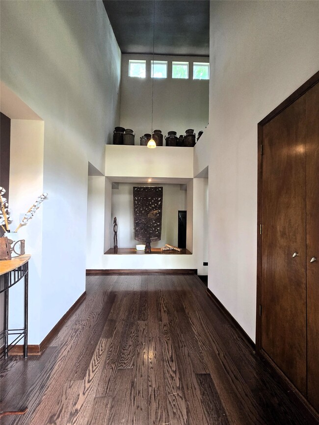 property at 3231 Hemingway Dr