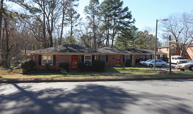 Castleton Gardens in Charlotte, NC - Foto de edificio - Building Photo