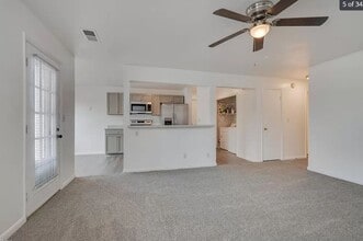 1826 Chantilly Ct in Virginia Beach, VA - Building Photo - Building Photo