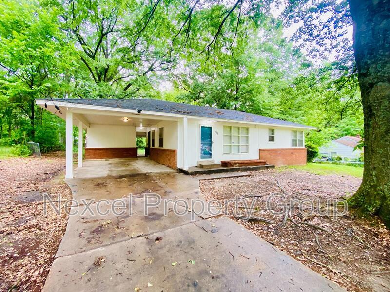 800 Lydgate Rd in Memphis, TN - Building Photo