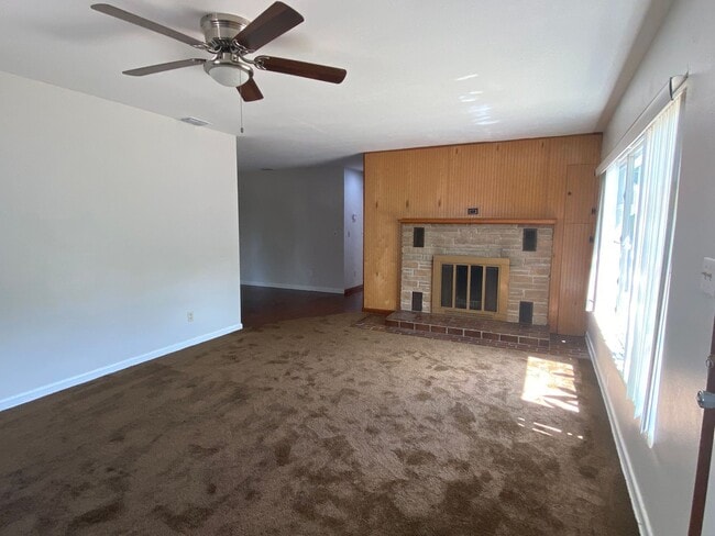 1128 N Vermont Ave in Lakeland, FL - Building Photo - Building Photo