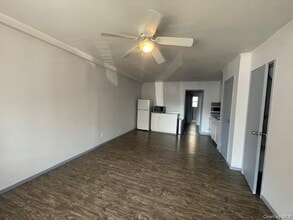 15 Georgia Ave in Long Beach, NY - Building Photo - Building Photo