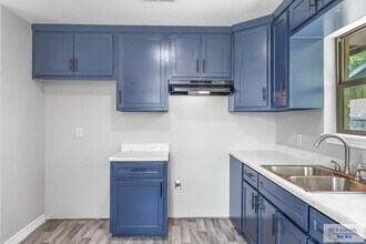 21 Eloy St in Brownsville, TX - Building Photo - Building Photo