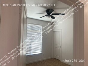 6806 4th St in Lubbock, TX - Building Photo - Building Photo