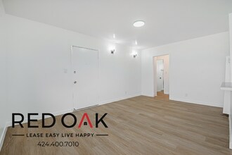 6303 Cherry Ave, Unit 6 in Long Beach, CA - Foto de edificio - Building Photo