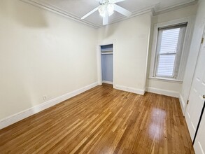 904 E Broadway, Unit 1 in Boston, MA - Building Photo - Building Photo