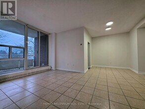 175 Hilda Ave in Toronto, ON - Building Photo - Building Photo