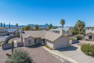 5554 W Carriage Dr in Tucson, AZ - Building Photo
