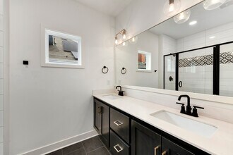 4133 Virginia Ave in Kansas City, MO - Building Photo - Building Photo