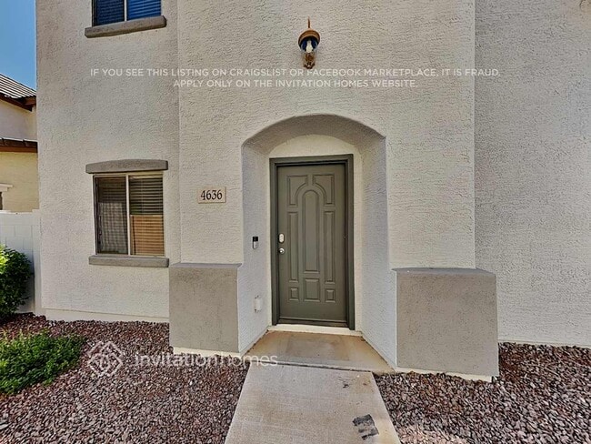 property at 4636 E Laurel Ave