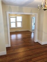 134 E Hamilton Ave in State College, PA - Foto de edificio - Building Photo