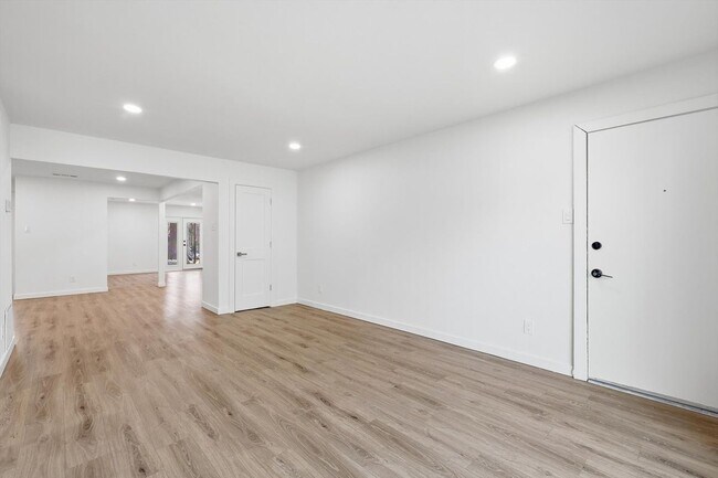 4816 Amesbury Dr in Dallas, TX - Building Photo - Building Photo