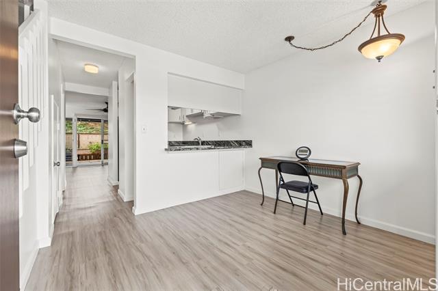 property at 94-1472-1472 Lanikuhana Ave