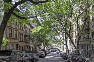 632 West 138th Street in New York, NY - Foto de edificio - Building Photo