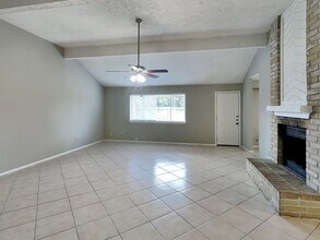 19506 Franz Rd in Houston, TX - Foto de edificio - Building Photo