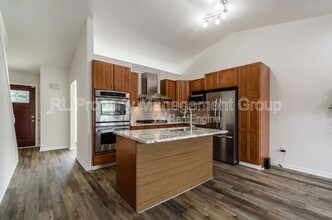 4488 Bimini Dr in Columbus, OH - Foto de edificio - Building Photo
