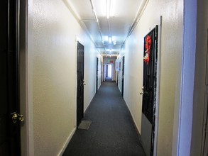 1214 Lake Apartments in Los Angeles, CA - Foto de edificio - Building Photo