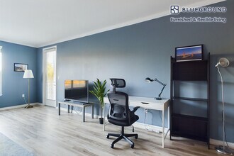 3901 Lick Mill Blvd in Santa Clara, CA - Building Photo - Building Photo