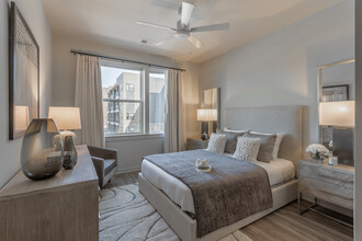 Lerner Black Hill in Germantown, MD - Building Photo - Interior Photo