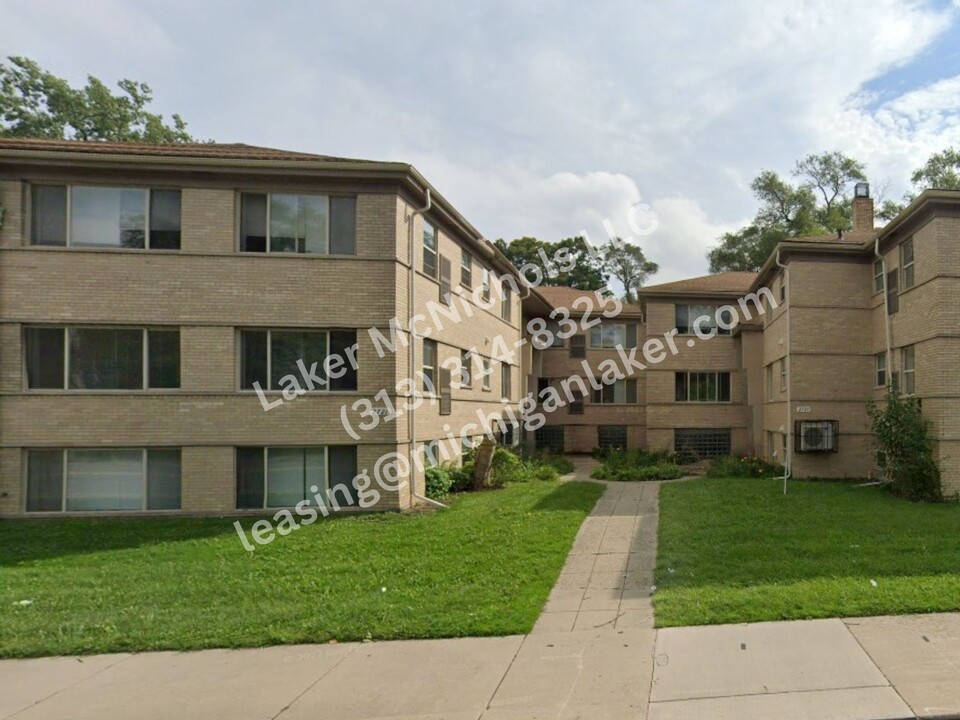 Laker McNichols Apartments in Detroit, MI - Building Photo