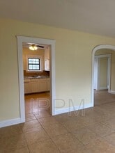 284 Corona Cresent St in San Benito, TX - Building Photo - Building Photo