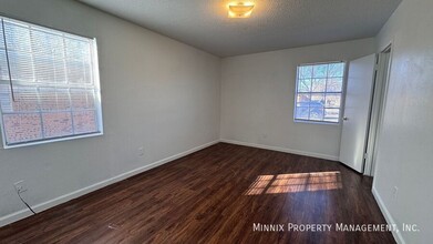 1708 Yonkers in Plainview, TX - Building Photo - Building Photo