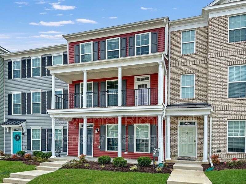 6925 Dunton Rd in Chesterfield, VA - Building Photo