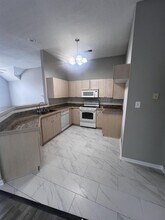 6900 Wrigley Dr in Cordova, TN - Building Photo - Building Photo