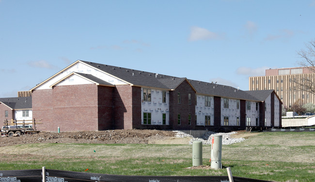 Pennwood Place Apartments in Indianapolis, IN - Building Photo - Building Photo