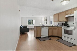 31 Devereux Ave in Providence, RI - Building Photo - Building Photo