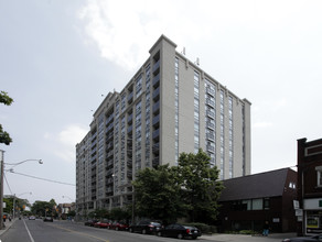 The Star of Downtown in Toronto, ON - Building Photo - Building Photo