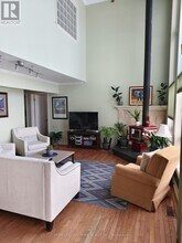 155 Lakeshore Blvd in Innisfil, ON - Building Photo - Building Photo