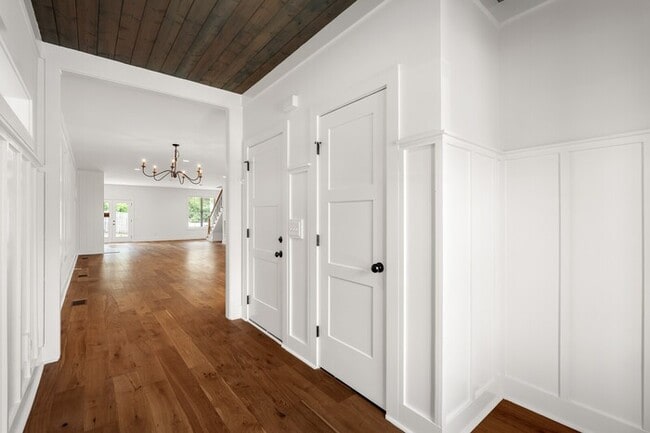 6515 Premier Dr in Nashville, TN - Building Photo - Building Photo