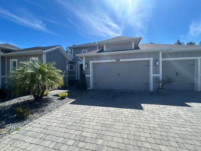 property at 876 Creekwood Dr