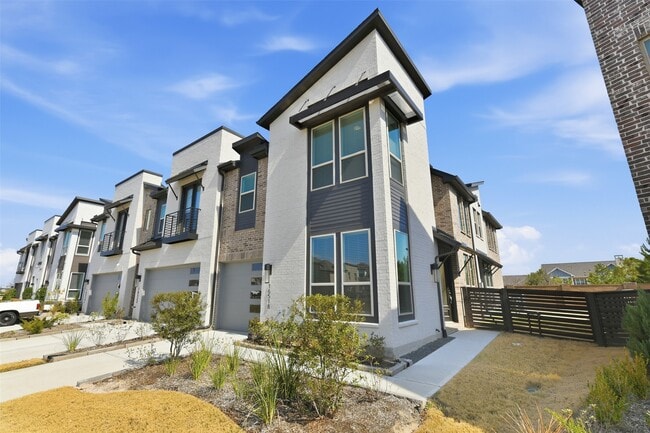 property at 16518 Amber Patina Ln