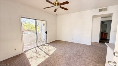 5655 E Sahara Ave in Las Vegas, NV - Building Photo - Building Photo