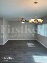 5412 Mercury Springs Dr in Las Vegas, NV - Building Photo - Building Photo