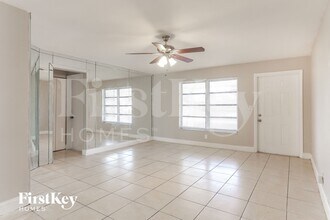 3751 NW 9th Ct in Fort Lauderdale, FL - Building Photo - Building Photo