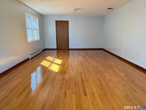 63-65 Newbury St in Hartford, CT - Building Photo - Building Photo